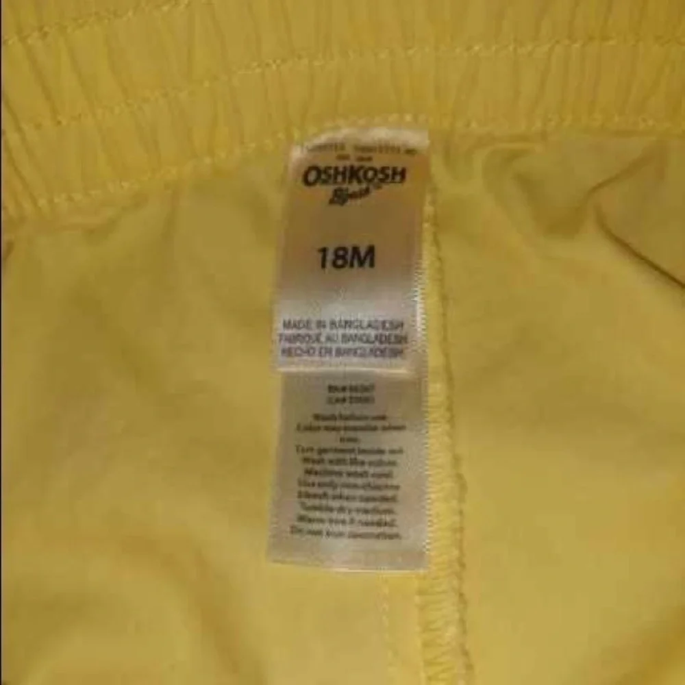 EST 1895 Oshkosh Bgosh Size 18 Months Baby Girls Yellow Shorts NWT MSRP $24‎